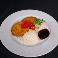 Camembert sajt diós bundában sütve áfonyadzsemmel2